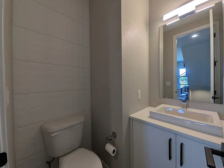 5009 S Prince Pl — Photo 11