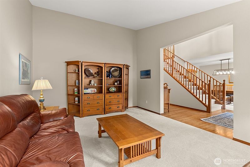 4th image of 3535 32nd Way NW