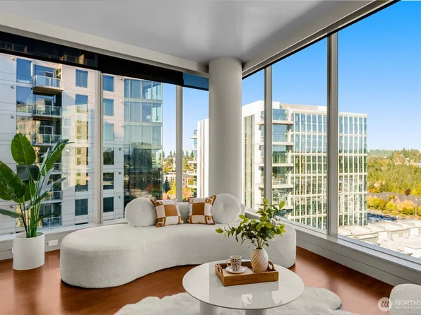 10610 NE 9th Place #1924, Bellevue, WA 98004