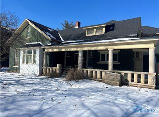 420 Holgate Ave, Defiance, OH