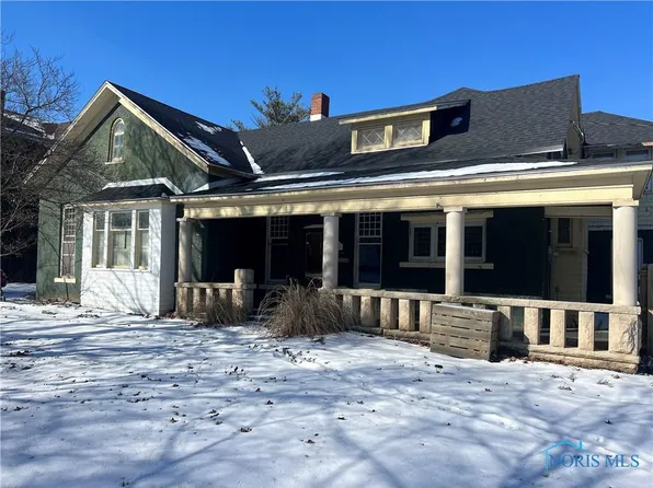 420 Holgate Ave, Defiance, OH 43512