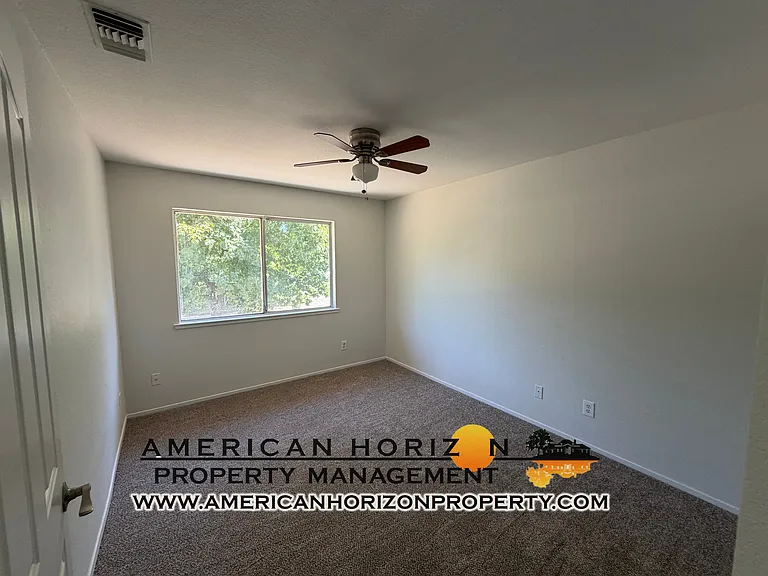 4709 Acclaro Ct — Photo 15
