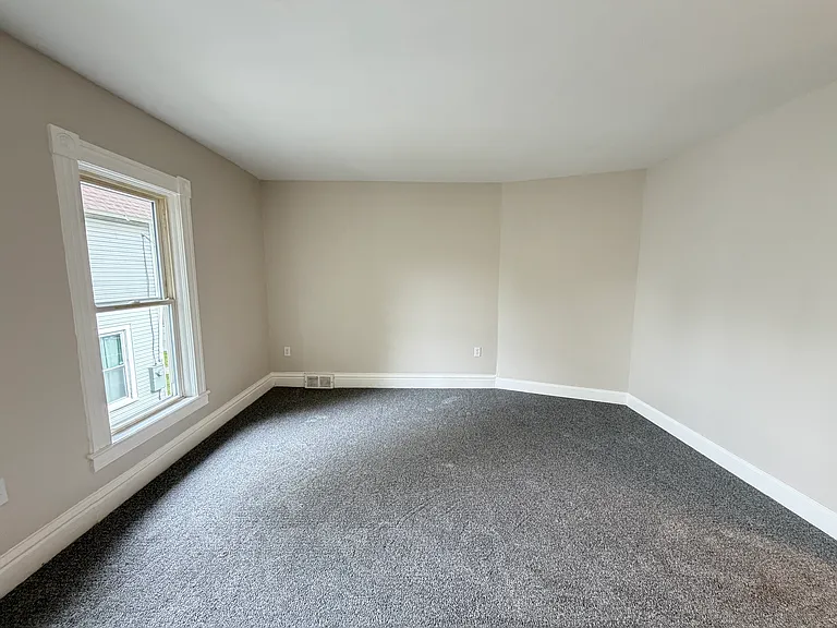 320 Chestnut St #2 — Photo 29