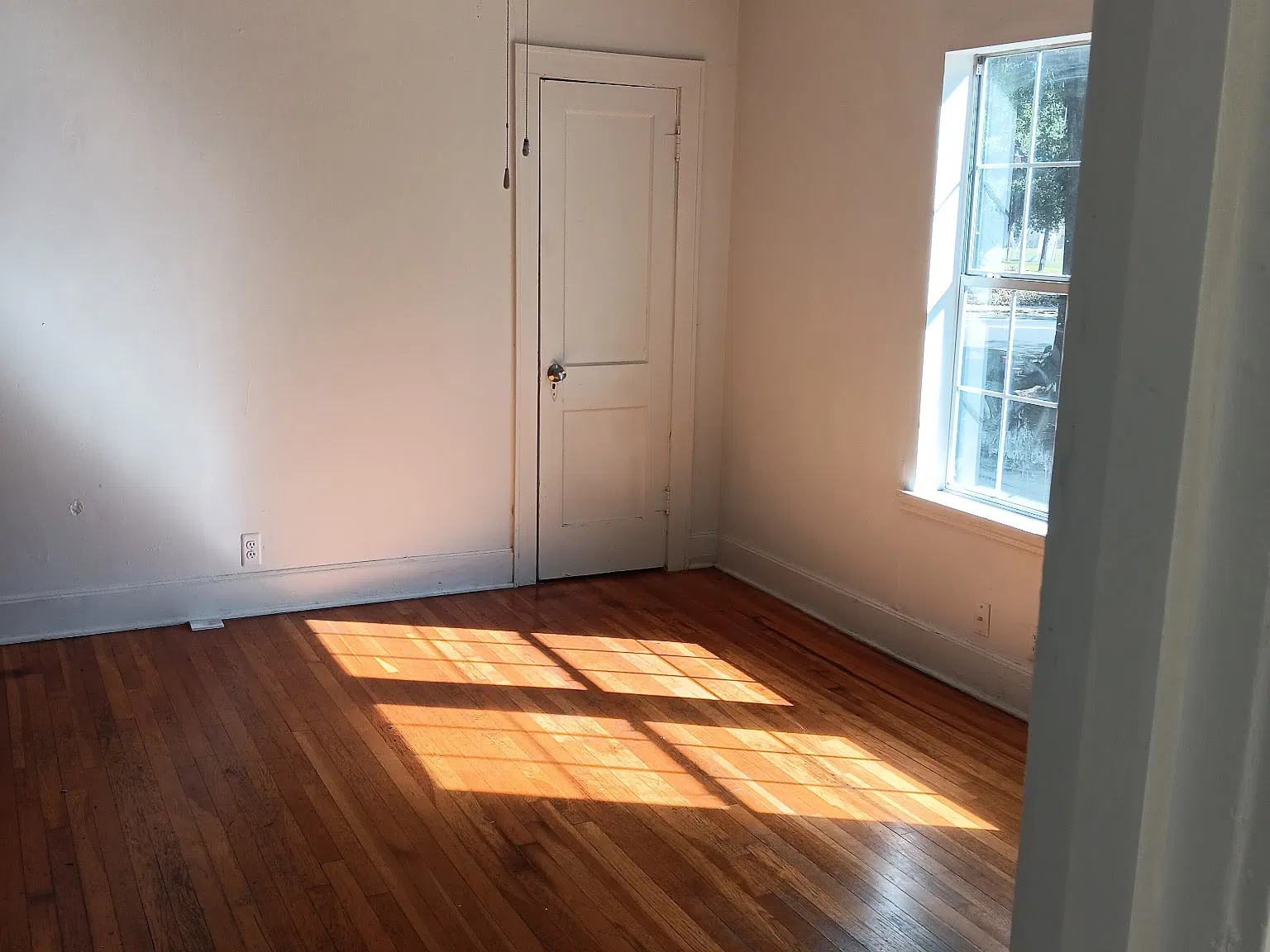 202 Washington St — Photo 4