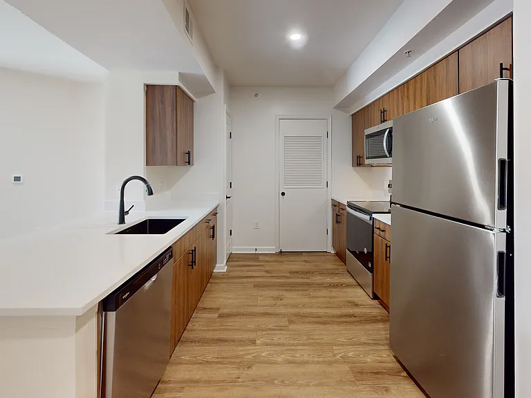 1301 Thomas Circle — Photo 65
