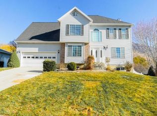 9870 N Meadow Dr, Cedar Hills, UT 84062