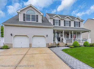 50 Green Island Rd, Toms River, NJ 08753