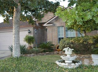 7107 Red Coral Dr, Pasadena, TX 77505