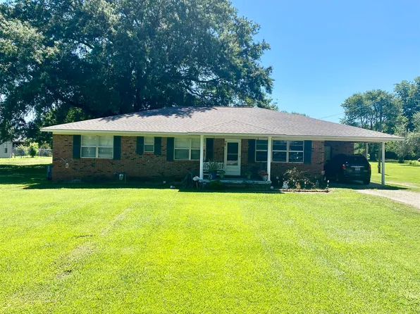 1010 4th St NE, Red Bay, AL 35582