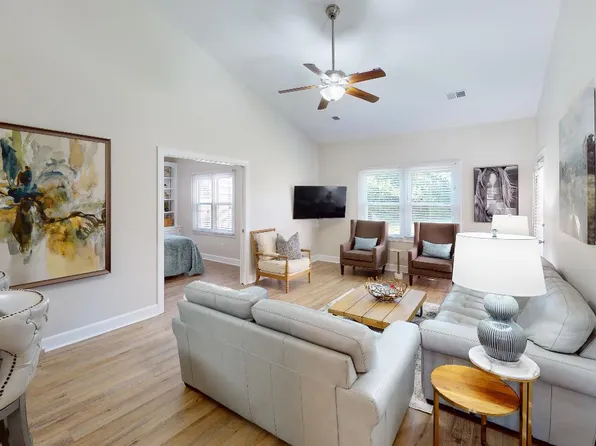 3529 Cave Hill Pl, Lexington, KY 40513