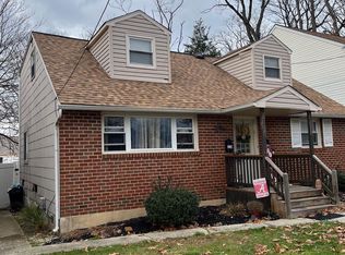 323 E 3rd Ave, Runnemede, NJ 08078