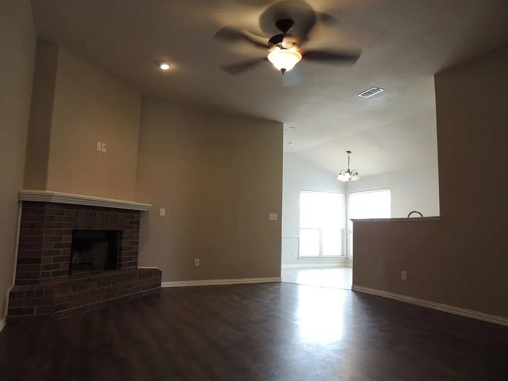 Building Photo - 805 Nolan Ryan Dr