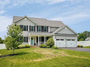 55 Hunter Mill Way, Londonderry, NH 03053