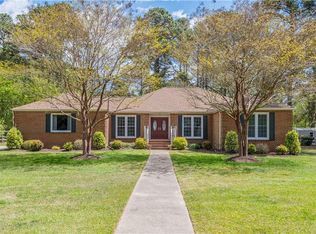 9 Rue Degrasse, Poquoson, VA 23662