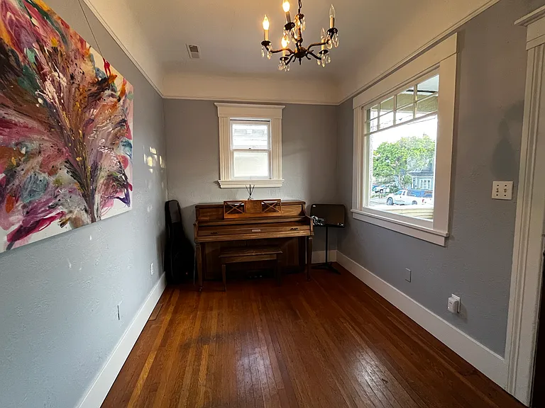 1440 Bay St — Photo 39