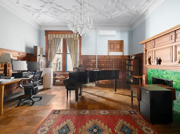 870 West End Avenue image 5 of 7