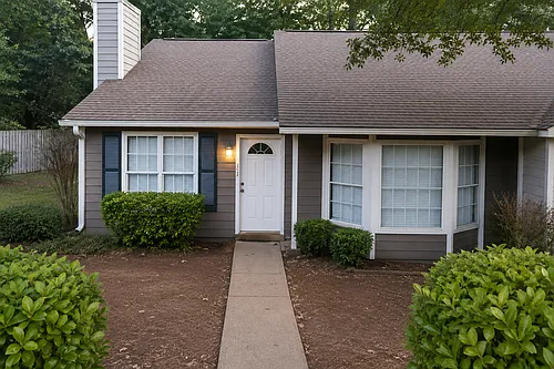 323 Farm Place Ct NE Photo 1