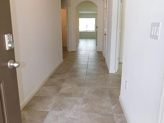 3rd image of 739 Forest Trace Cir
