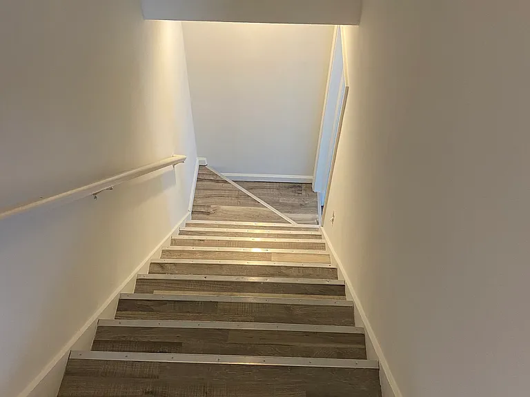 570 W Clarkston Rd — Photo 19