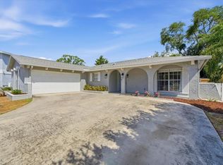 11875 90th Ave, Seminole, FL 33772