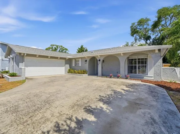 11875 90th Ave, Seminole, FL 33772