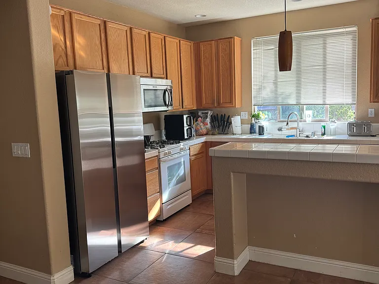 4068 Arenzano Way — Photo 30