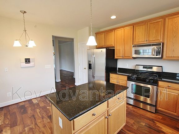 4th image of 13882 Greendale Dr #43