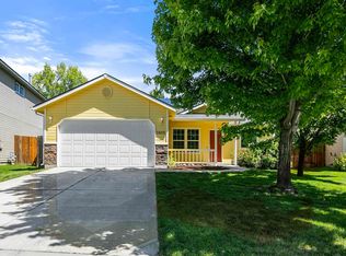 5482 S Moonfire Way, Boise, ID 83709