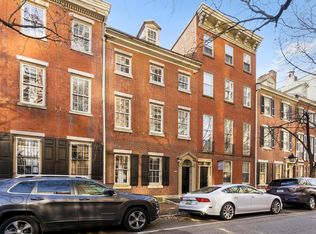 524 Spruce St APT 2R, Philadelphia, PA 19106