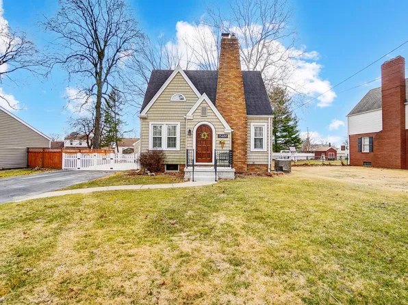 15488 Edgewood St, Monroe, MI 48161