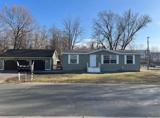 2180 Fairview Ln, Mound, MN 55364
