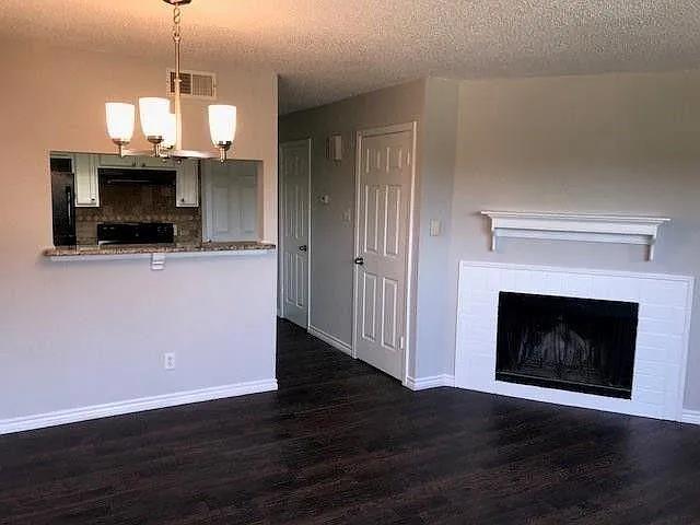 Building Photo - 2400 Jupiter Rd #A-1