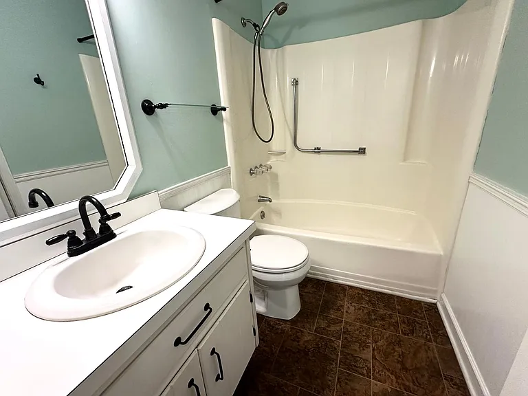 5518 Thompson Dr — Photo 9