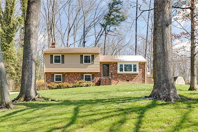1st image of 609 Forkland Dr