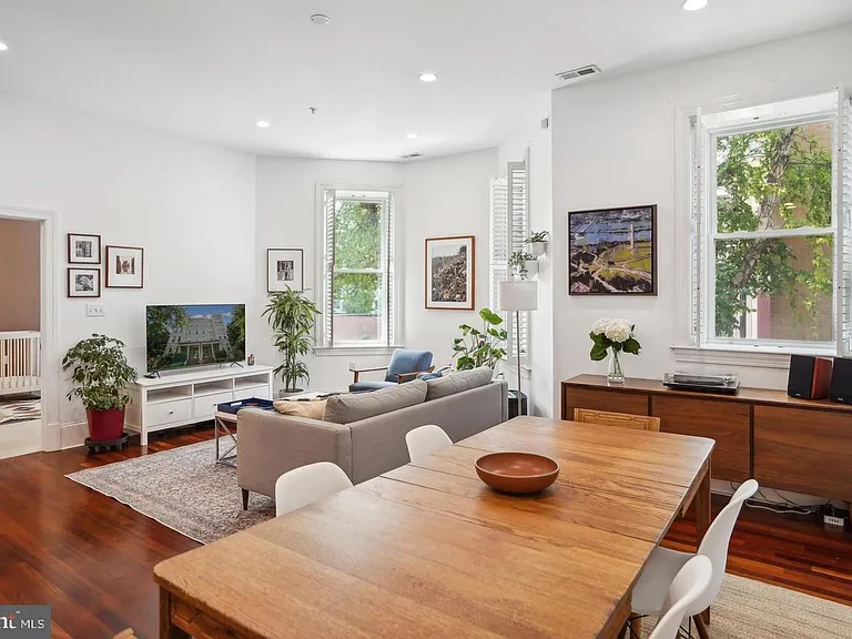 1324 Euclid St NW #103 — Photo 6