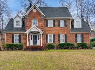 3807 Waldenbrook Rd, Greensboro, NC 27407
