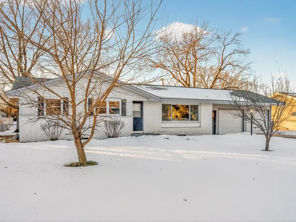 8704 Polk St NE, Blaine, MN 55434