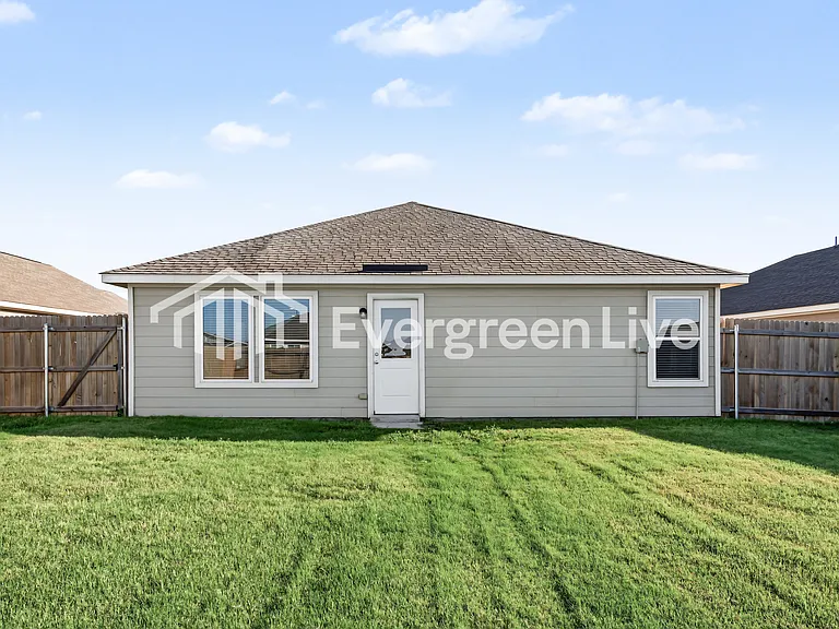 10904 SW 22nd St — Photo 15