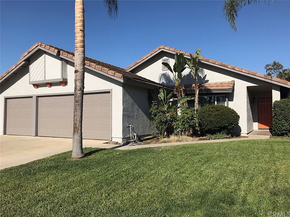 1st image of 25281 Madrone Dr