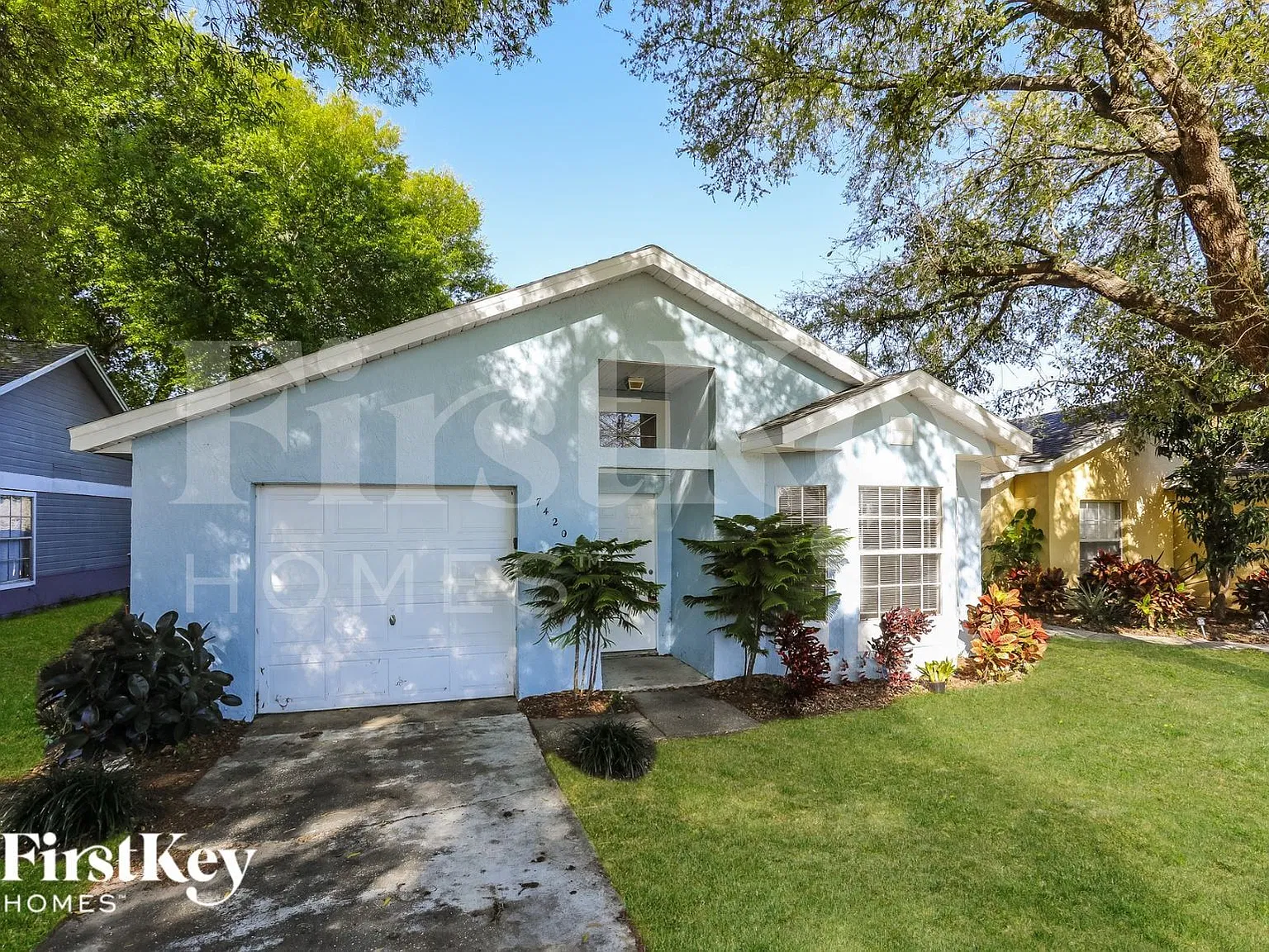 3 bed, 2.0 bath, 1300 sqft, $2,030 — Photo 1