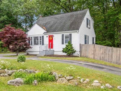 48 Mammoth Road, Hooksett, NH, 03106