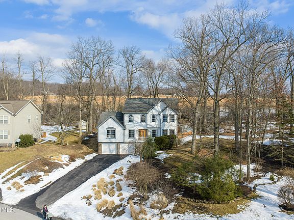 4th image of 709 Chapel Dr