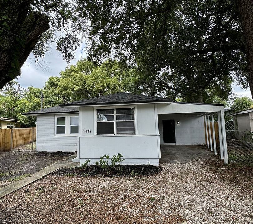 1st image of 1435 N 23rd Cir