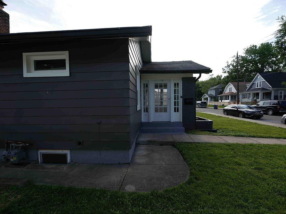 1st image of 319 Bernard Ave