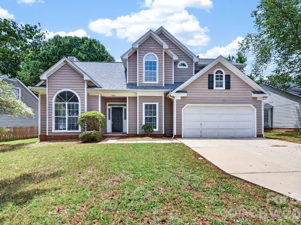 8511 Albury Walk Ln, Charlotte, NC 28277