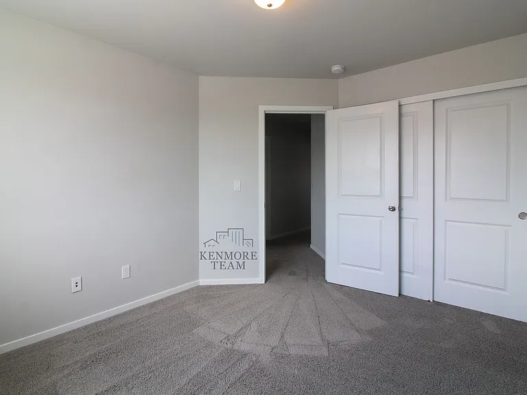 5613 Remington Dr — Photo 14