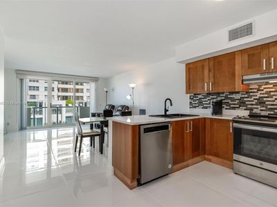 9499 NE Collins Ave #510, Surfside, FL, 33154