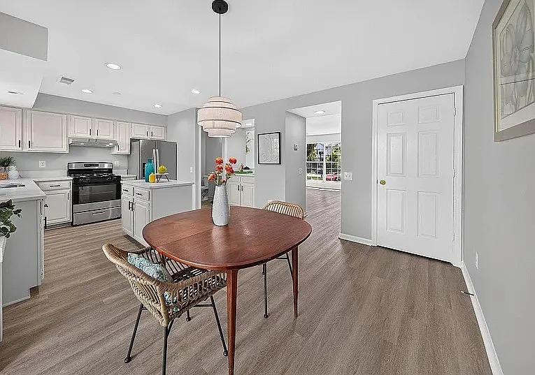 6576 Medinah Ln — Photo 5
