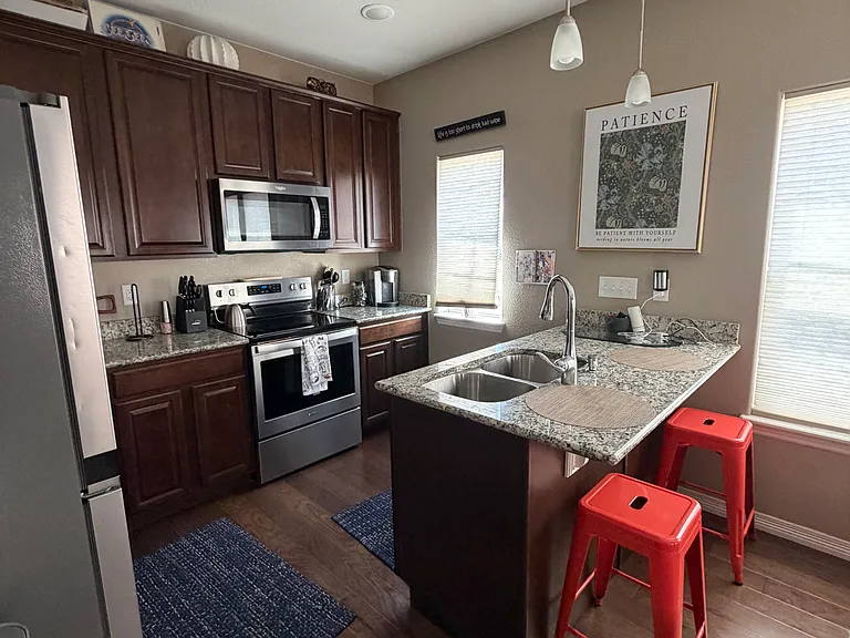 2445 Ridge Top Dr #7 — Photo 9