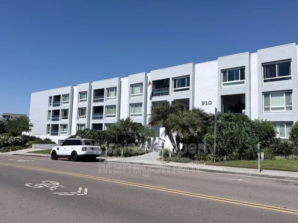 910 N Pacific St Unit 40, Oceanside, CA 92054